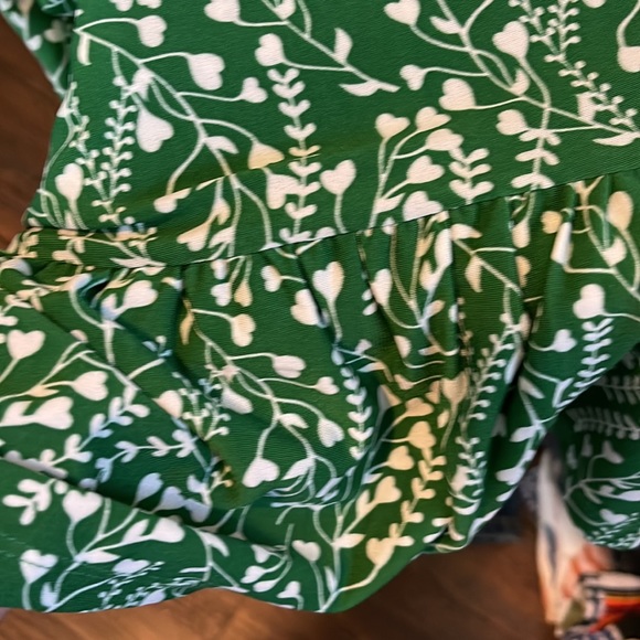 EST 1946 Green and White Empire Waist Dress - Picture 4 of 7